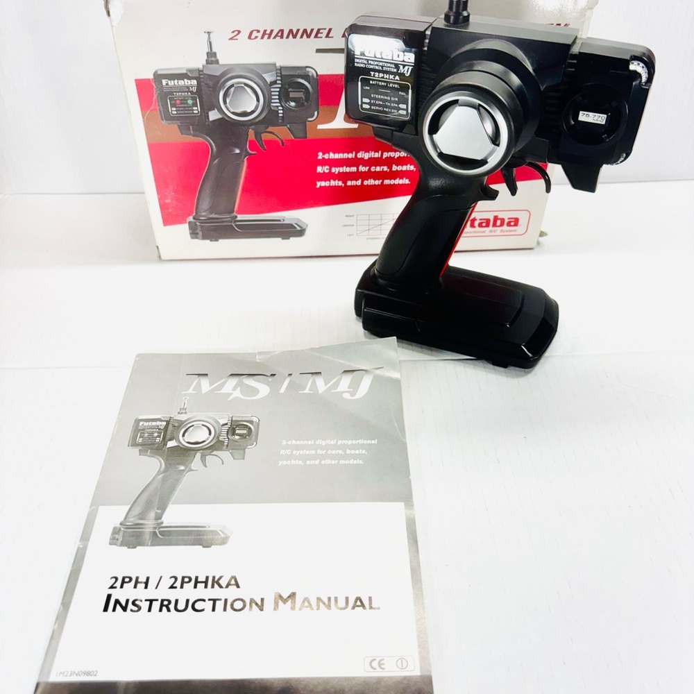 Futaba 2PHKA-AM Vintage Magnum Junior Radio Transmitter Only With Box